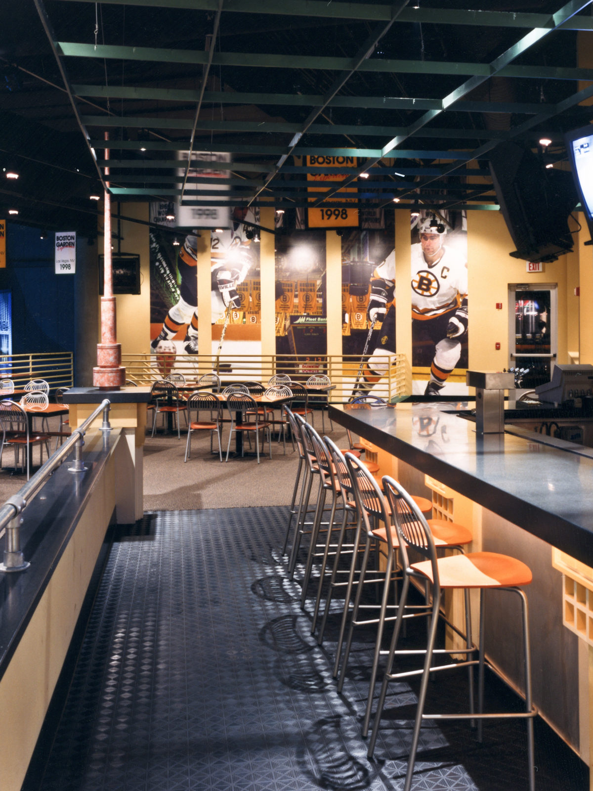 Boston Garden Experience Restaurant | HHL Architects