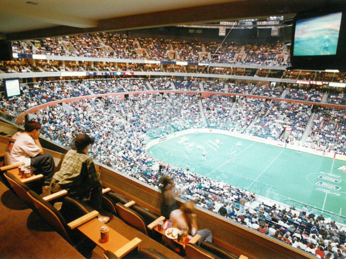 KeyBank Center Harbour Club & 200 Level Club HHL Architects